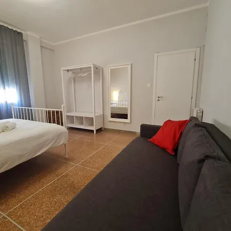 Lc Gramsci Guest House Self Check-In Guest house *