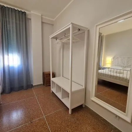 Guest house Lc Gramsci Guest House Self Check-In Pisa