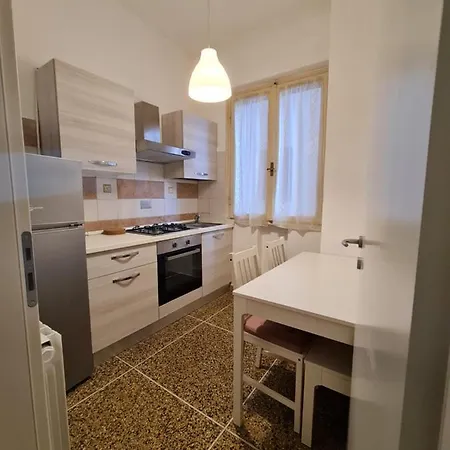 Affittacamere LC Gramsci Guest House Self Check-in Pisa